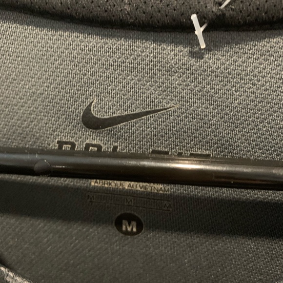 Nike Dri-Fit T-shirt - Picture 3 of 3